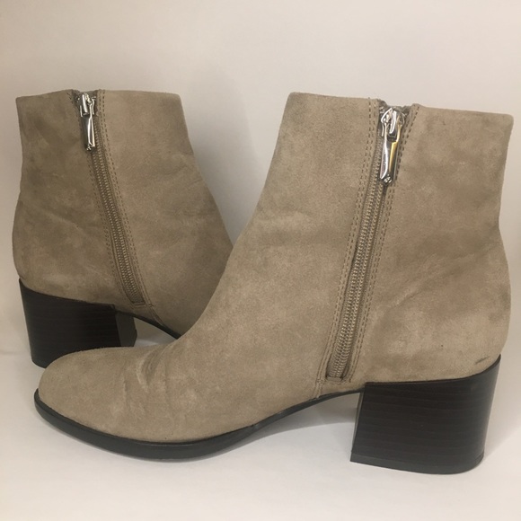 Sam Edelman Joey Bootie in Putty Suede - Picture 4 of 7